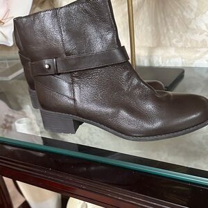 Elegant Brown Leather Ankle Boots